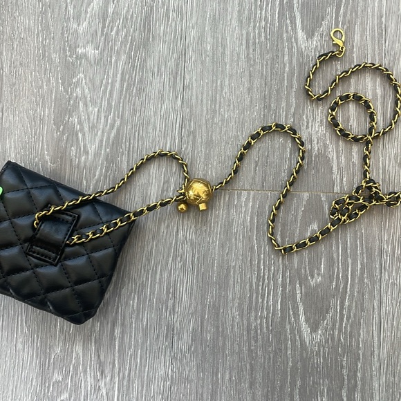 Black wallet on a chain - Picture 2 of 12